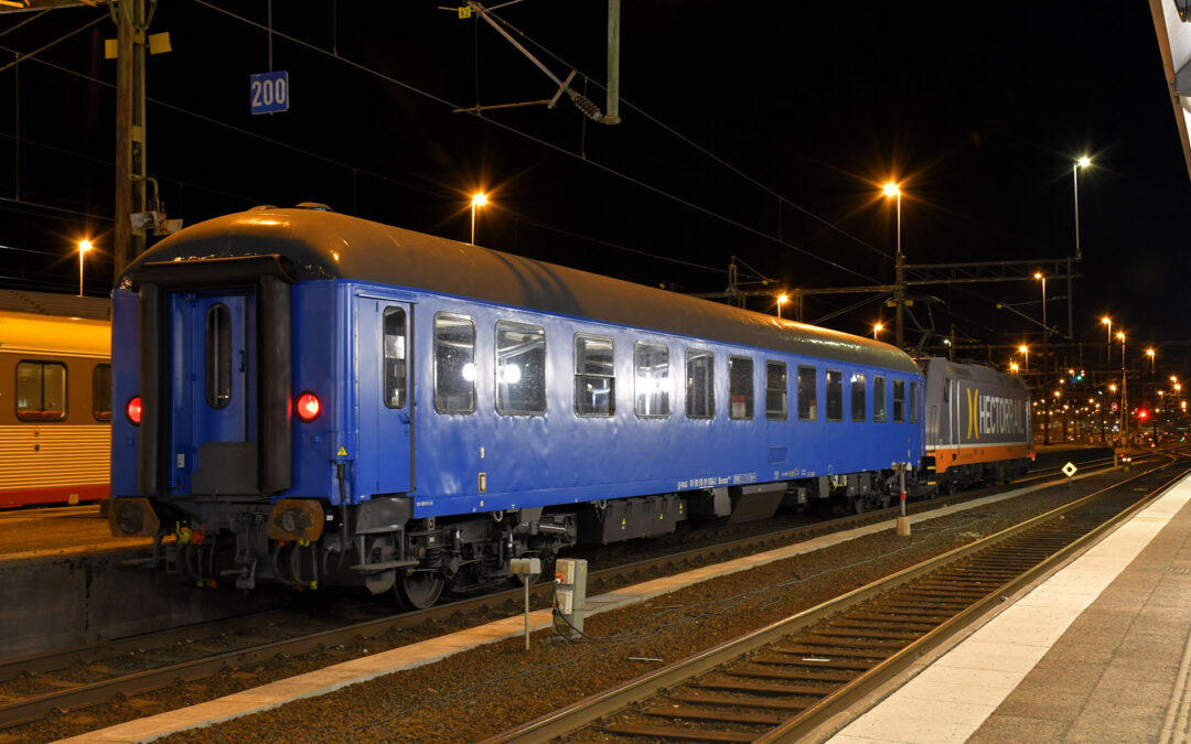 Första nattågsvagnen har anlänt