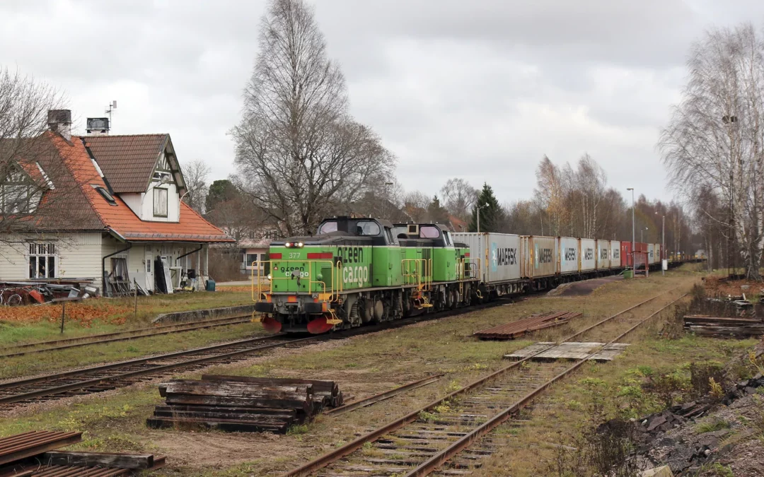 Tågtransporter hotas av nedläggning