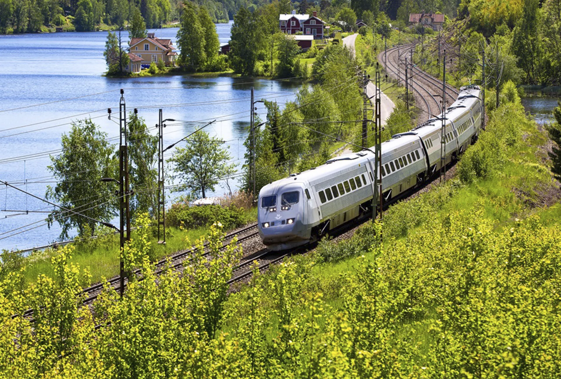 Arlanda Express i september 2009 vid Hagalundstunneln, Solna. FOTO: Holger Ellgard