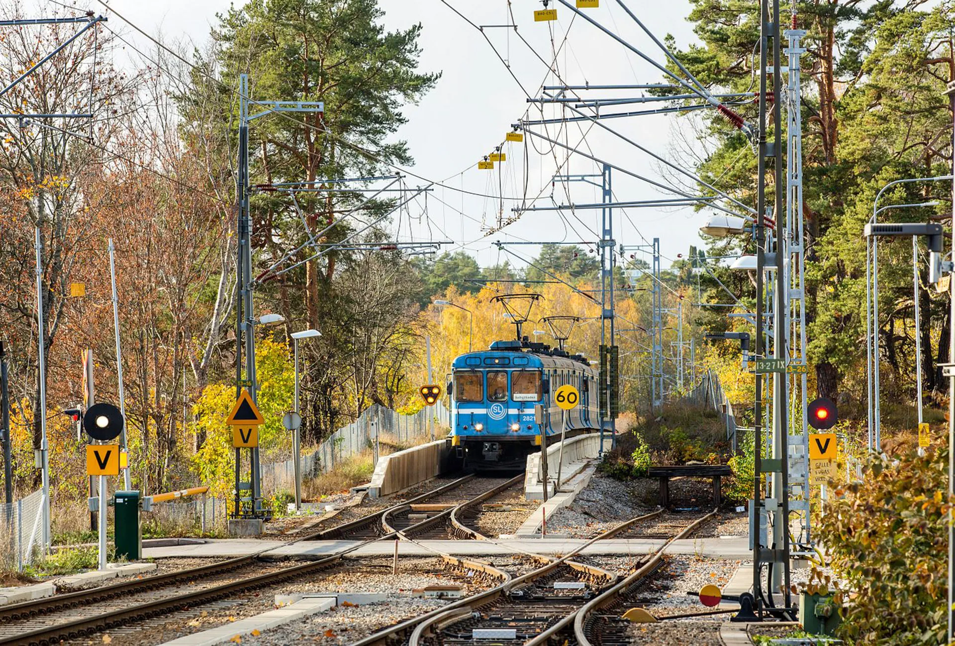 saltsjobanan SL X60 6090 i Sundbyberg september 2016.