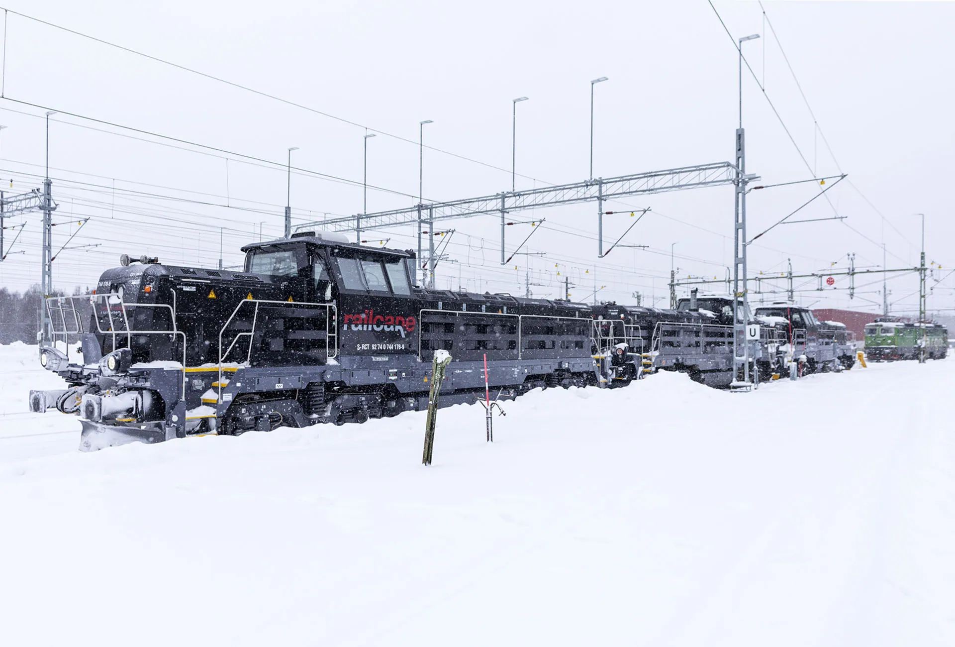 Ett av VR Snabbtågs snabbtåg på väg från Stockholm till Göteborg passerar Alingsås 8 januari 2026.