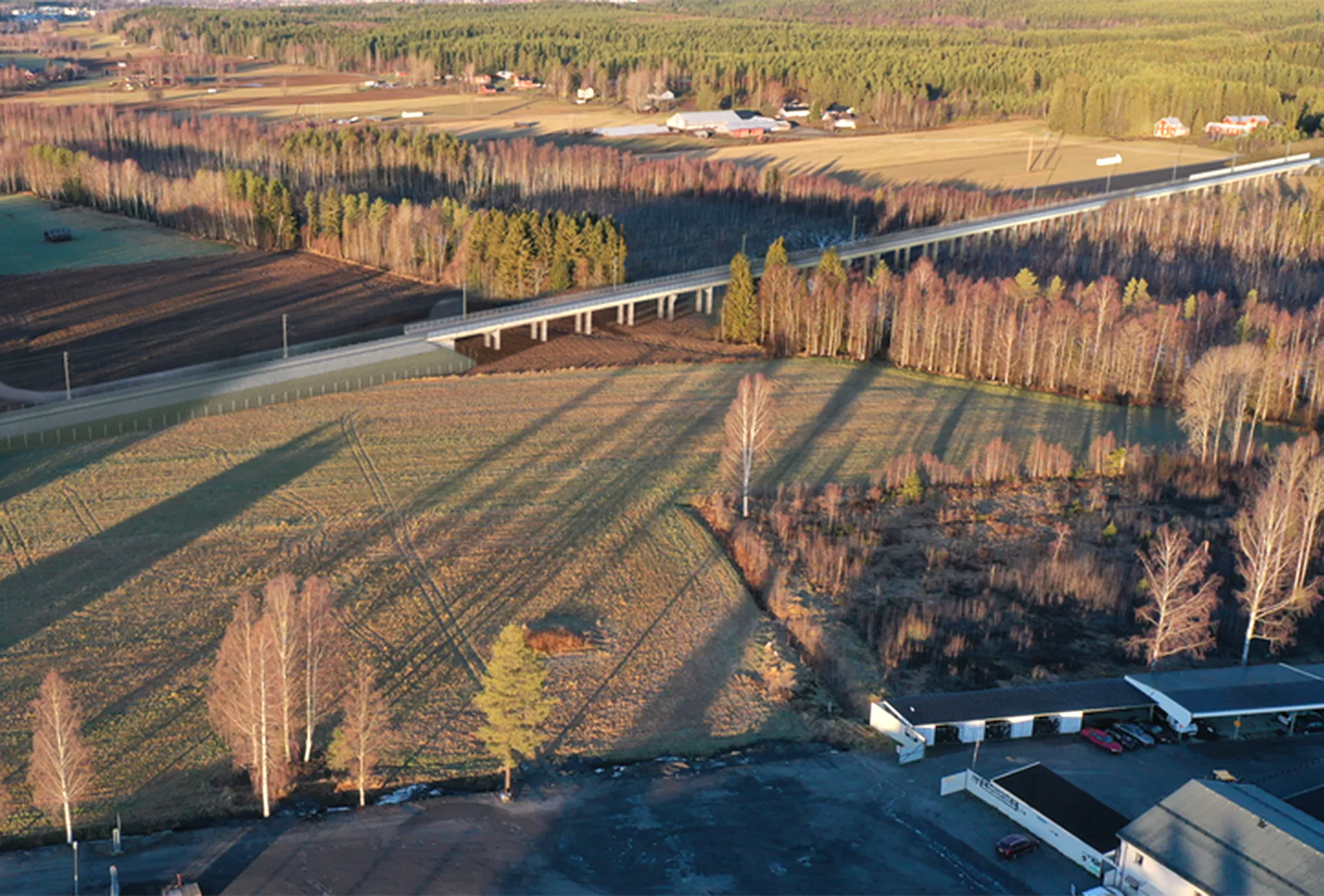 Ett av VR Snabbtågs snabbtåg på väg från Stockholm till Göteborg passerar Alingsås 8 januari 2026.